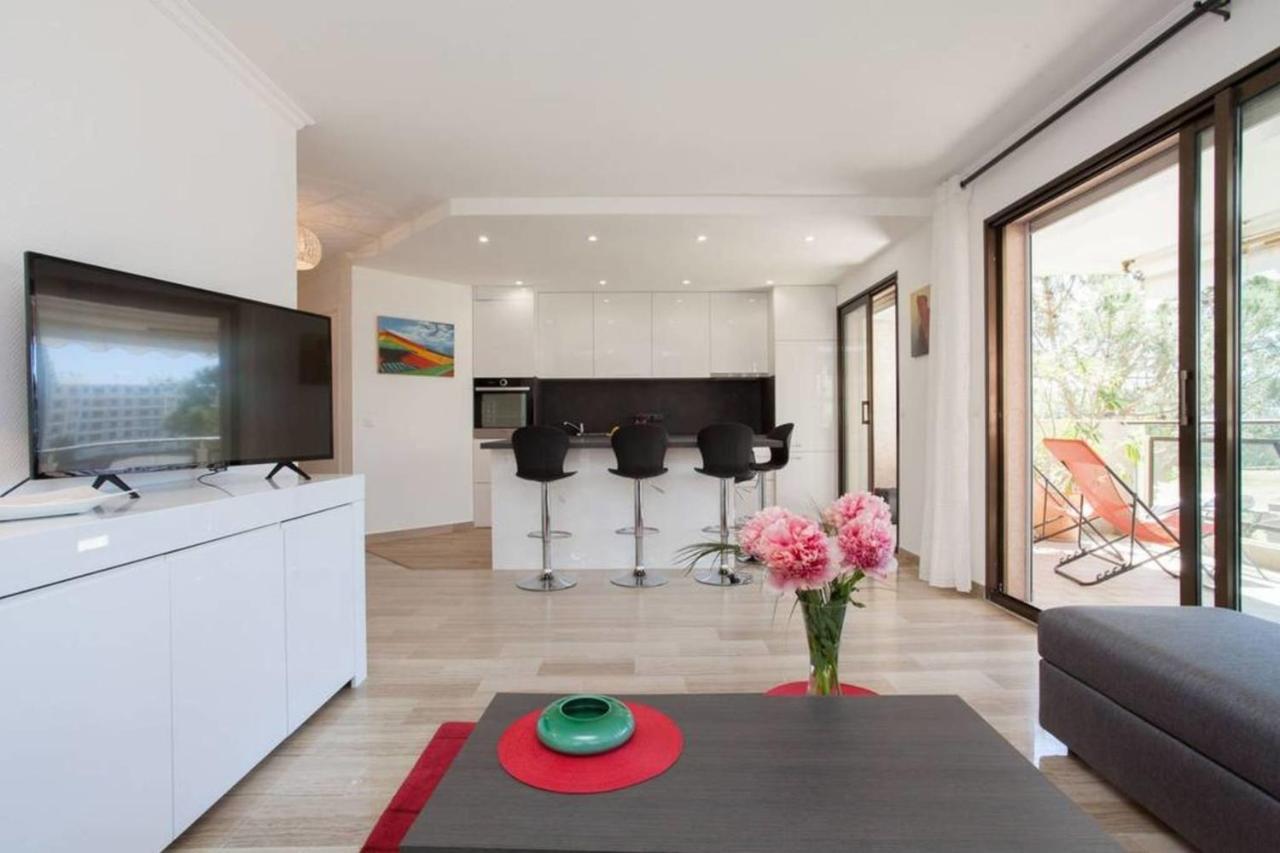 3-Room Apartment With Terrace In Palm Beach Cannes Exteriör bild